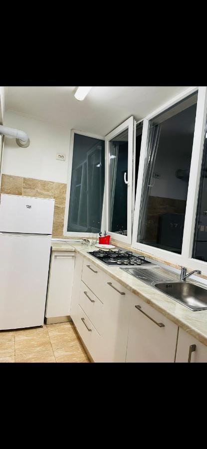 Studio Modern. 부쿠레슈티 외부 사진
